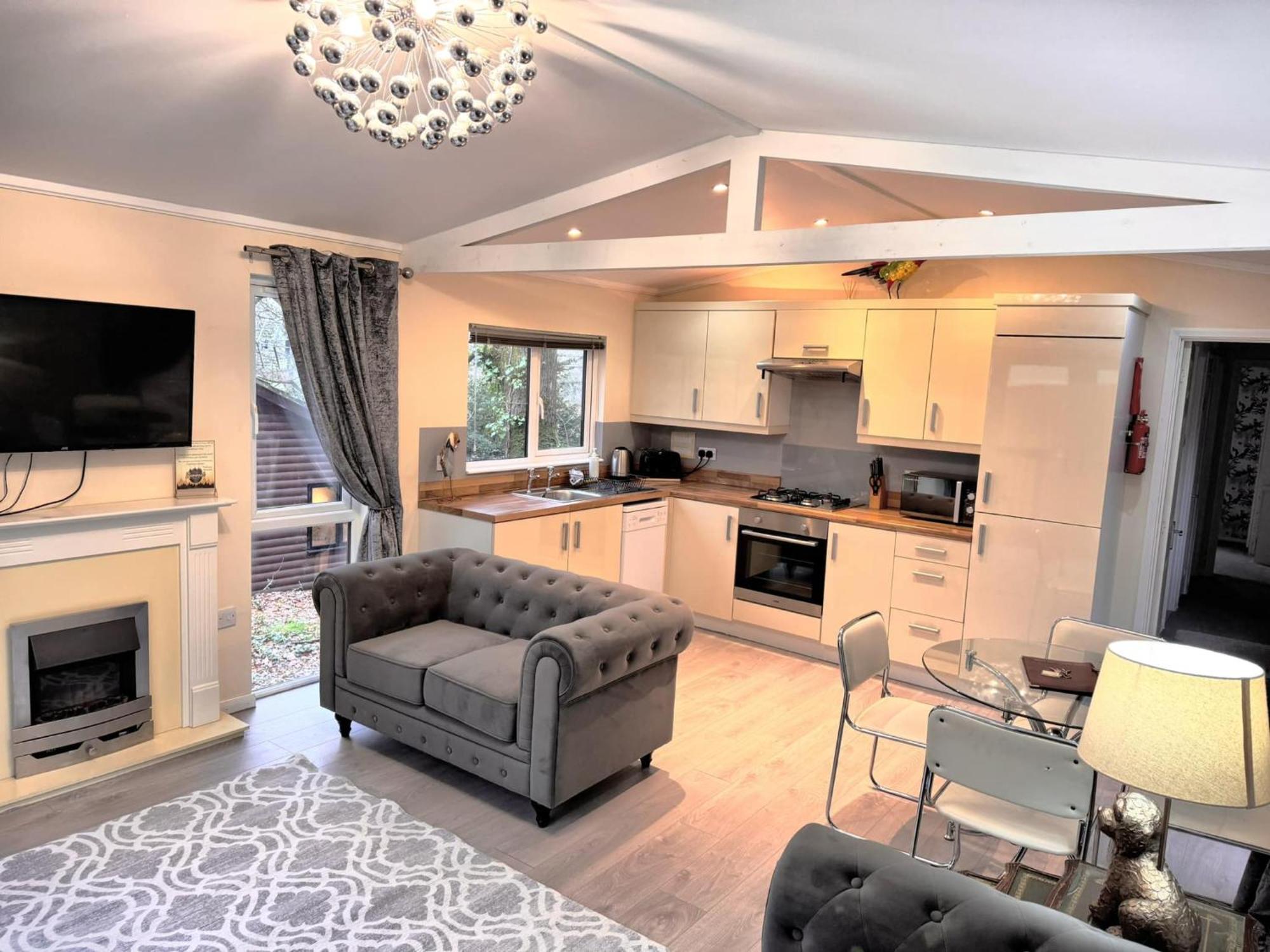 Welsh Villa-Hot Tub-Tenby-Carmarthen-Forestsetting المظهر الخارجي الصورة
